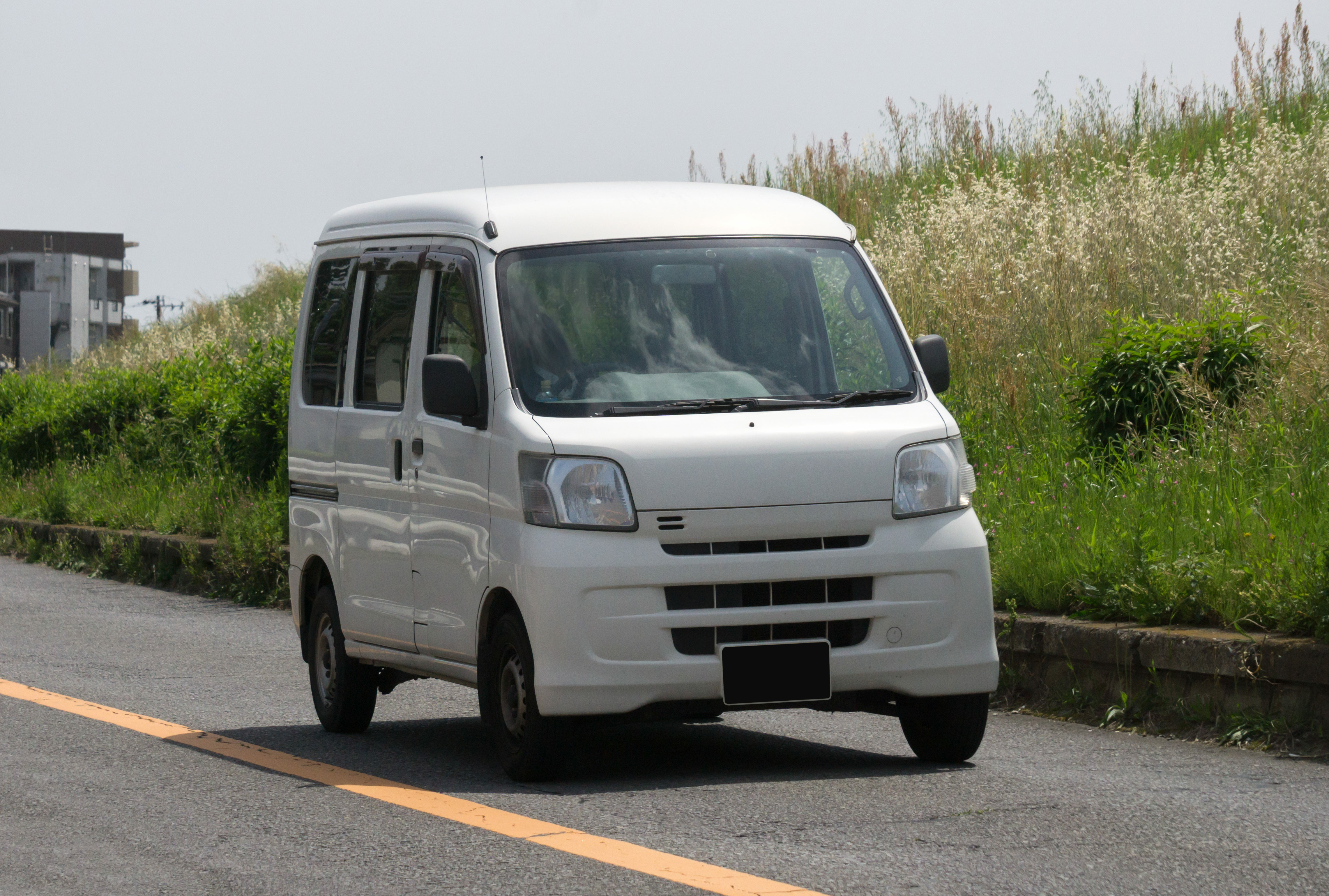 軽ワゴン車　走行